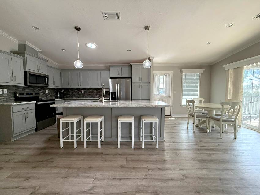 7825 Chandler St a Ellenton, FL Mobile or Manufactured Home for Sale